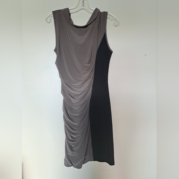 Joseph Ribkoff ruched dress - Picture 3 of 3